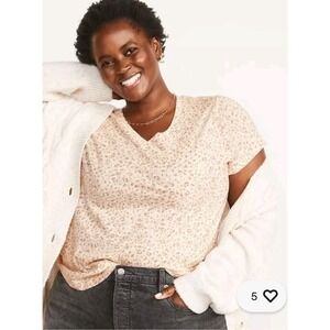 Old Navy V-Neck T-Shirt Leopard Print Everyday Top Plus Casual Size 4X‎ NWT